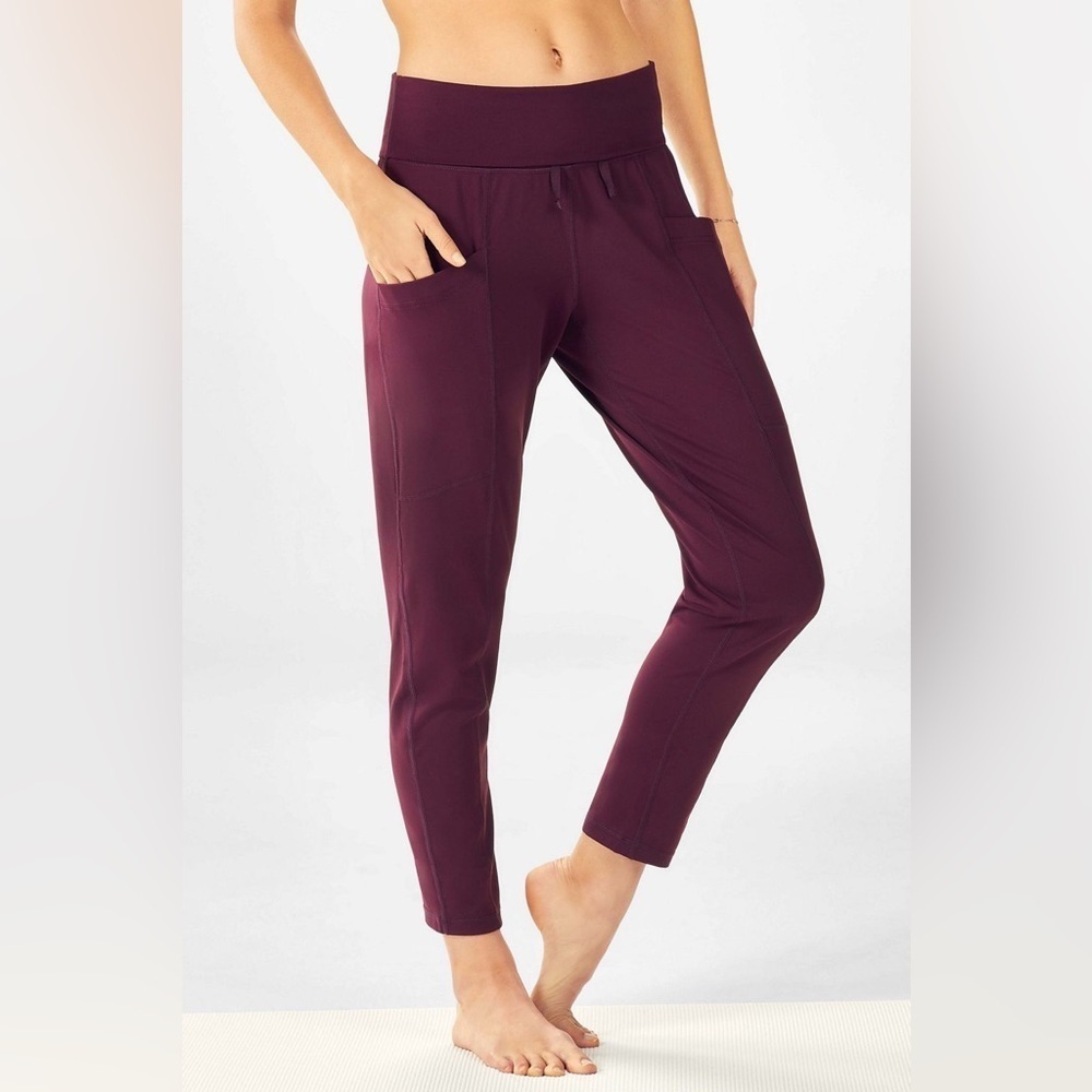 Fabletics Maj Jogger Pants II Relaxed High Waist Lounge Burgundy Pocket Slouch M